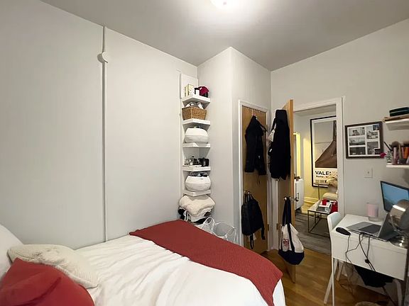 5th image of 98 Thompson St APT 30