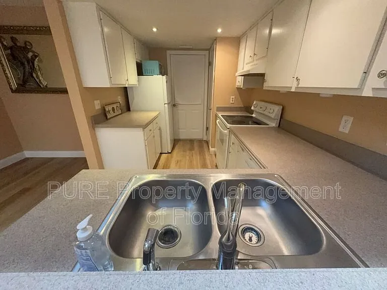 5032 SE 107th Pl — Photo 10