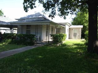 326 E Monterey St, Denison, TX 75021