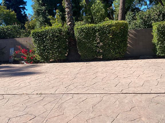 3rd image of 22829 Burbank Blvd #1