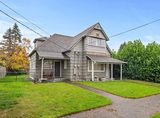 714 7th St SW, Puyallup, WA 98371