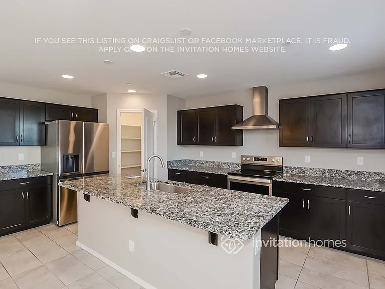 1550 N Balboa — Photo 5
