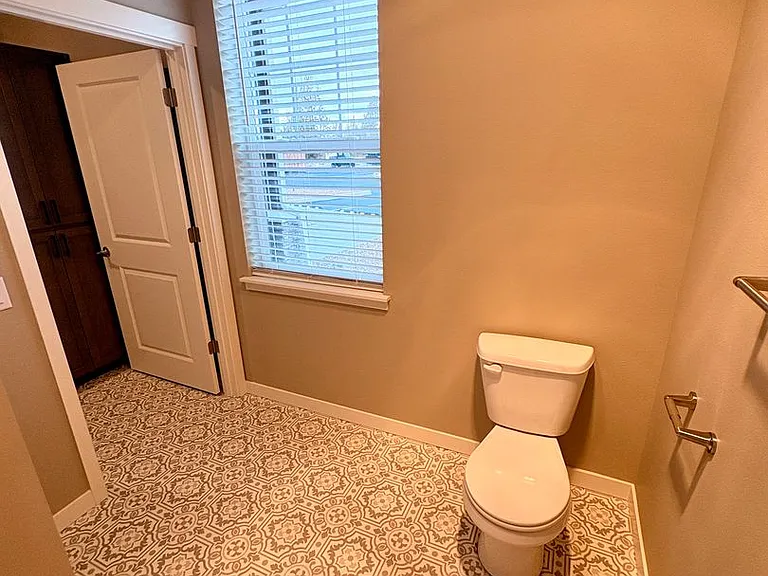 Introducing Dry Canyon Redmond's newest Luxury Apartments — Photo 30