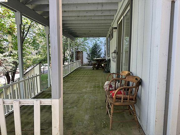 4th image of 12948 Mueller Dr