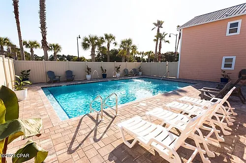 9621 Beach Blvd Photo 1