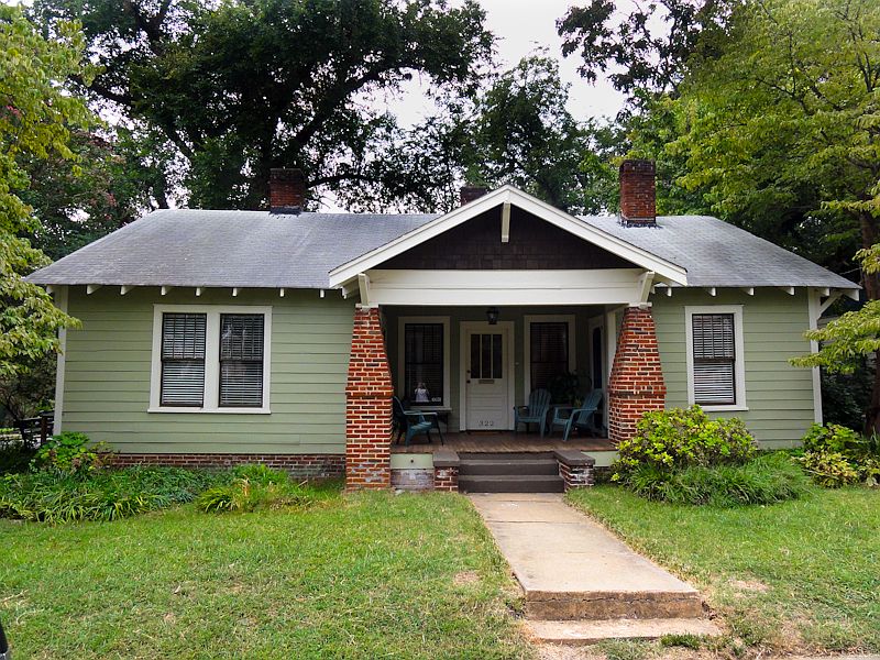 1st image of 322 Hydrick St