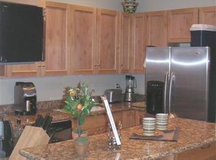 164 Valley Oak Dr, Napa, CA 94558