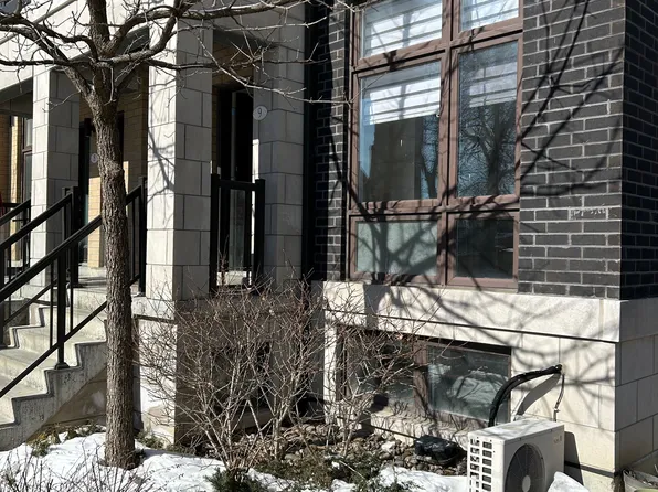 11 Eldora Ave #9, Toronto, ON M2M 0B5