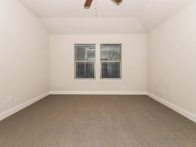 1214 Green Timber Dr — Photo 9
