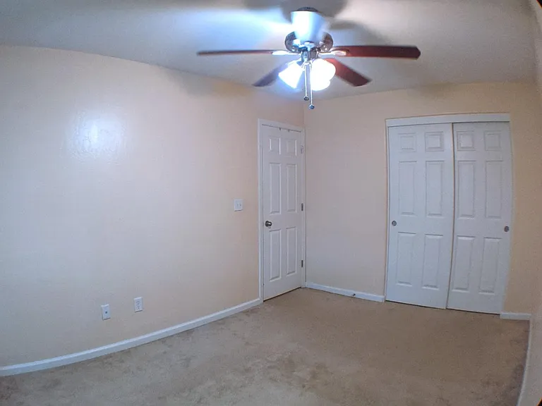 11404 Eresma Dr — Photo 17