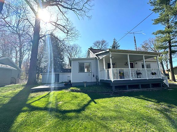 4th image of 14297 Shiawassee Dr
