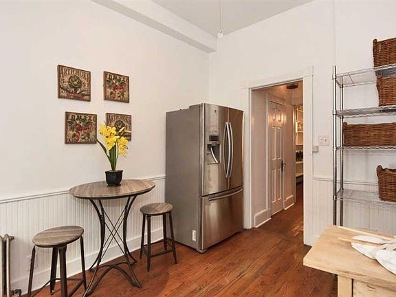 4th image of 126 Magnolia Ave #2