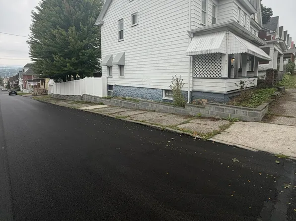230 1st Ave, Altoona, PA 16602