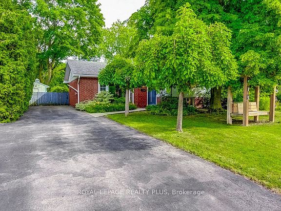 3rd image of 5322 Windermere Dr