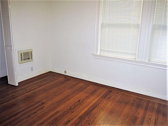 2nd image of 1366 Haight St #6