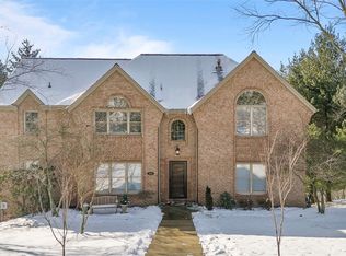 319 Marberry Dr, Pittsburgh, PA