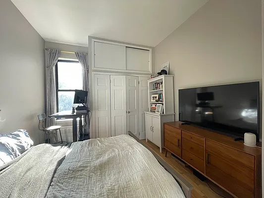 Rented by Corcoran | media 20