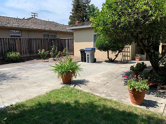 2nd image of 870 Race St