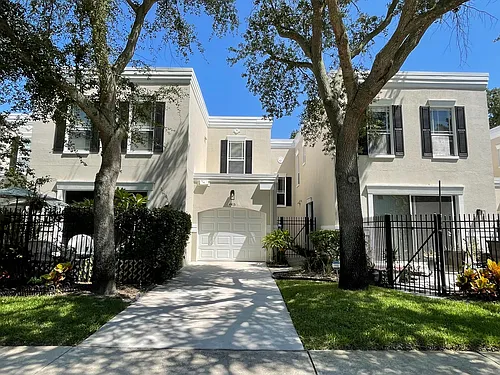4415 W Fig St Photo 1