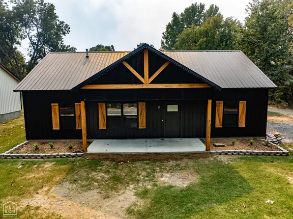 100 Carroll, Tuckerman, AR 72473
