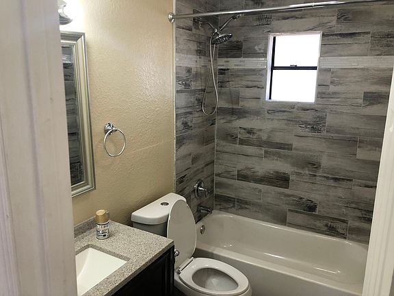 5th image of 751 Avenue O SW #A
