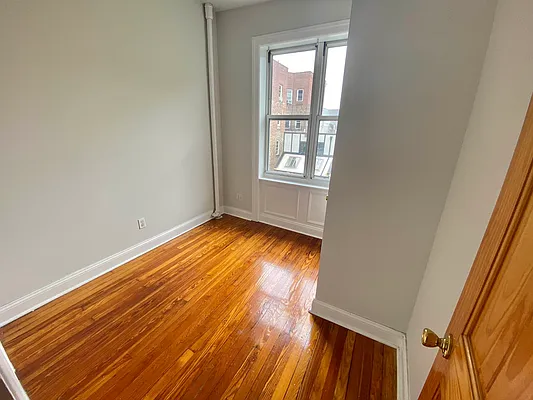 Rented by J PRESTON AND ASSOCIATES INC | media 22