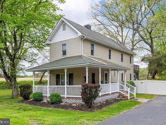 4th image of 518 Hardingville Rd