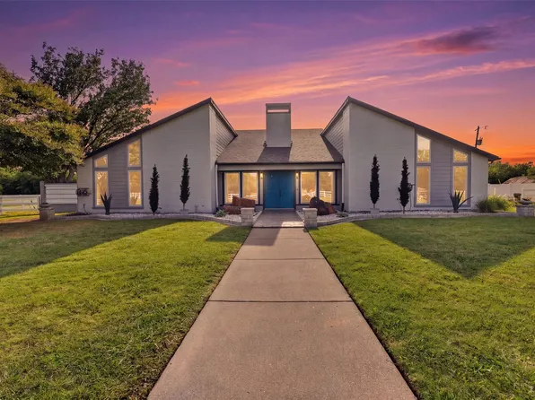 31 Rancho Dr N, Fort Worth, TX 76244