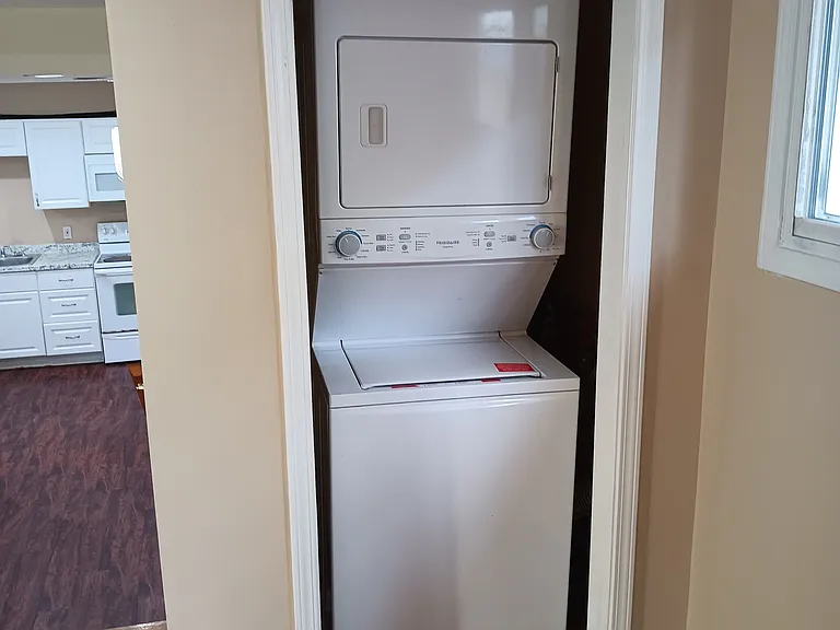 638 Hertel Ave #3A — Photo 7