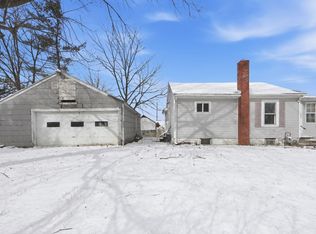 1537 W Till Rd, Fort Wayne, IN 46825