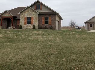 1289 E River Ridge Rd, Bolivar, MO 65613