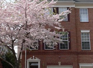 1124 S Monroe St, Arlington, VA 22204