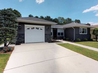 181 Cabrillo Blvd, Toms River, NJ 08757