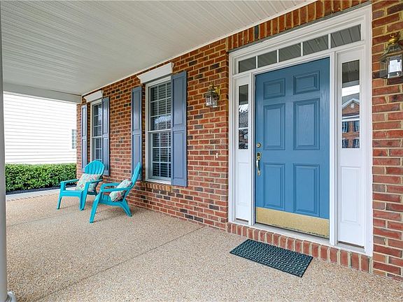 3rd image of 4835 Coachmans Landing Ct