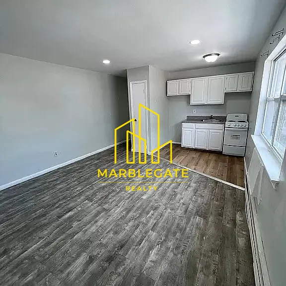 396 Stuyvesant Ave #122 — Photo 2