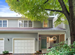 4105 Victoria Dr, Mount Kisco, NY 10549