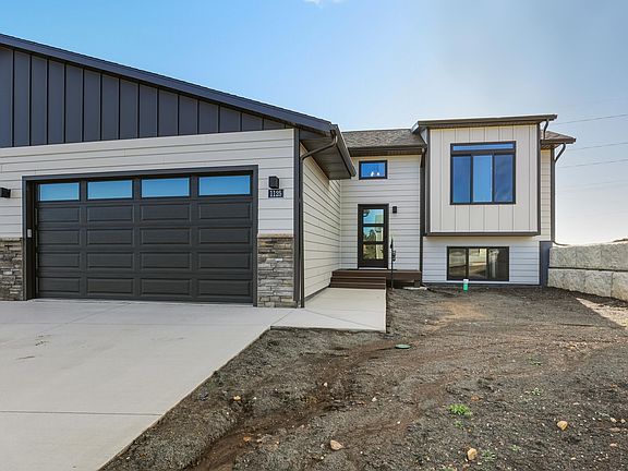 2nd image of 1125 Pinnacle Ct