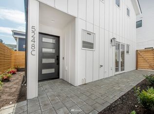 5248 C 39th Ave NE, Seattle, WA 98105