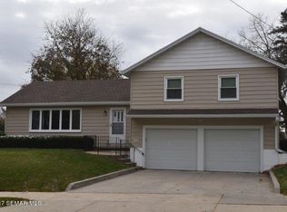 1911 5th Ave NW, Austin, MN 55912