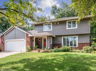2708 71st St, Urbandale, IA 50322