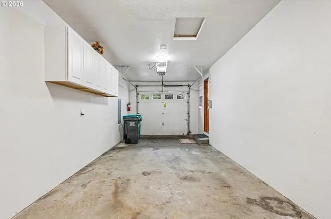 7918 SE Lincoln St — Photo 17