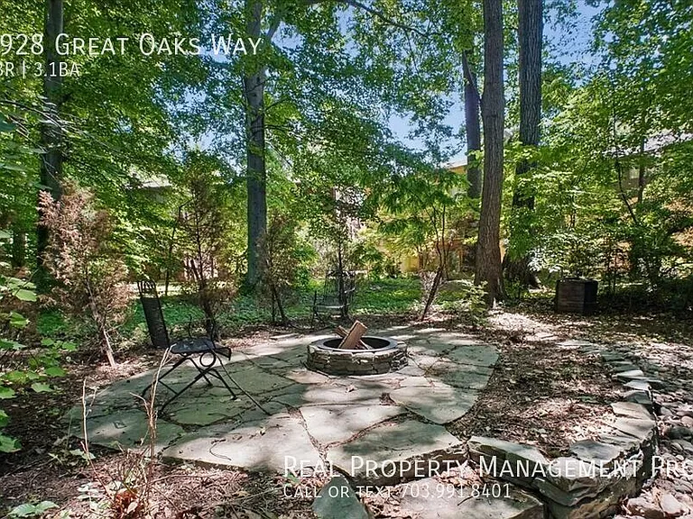 9928 Great Oaks Way — Photo 6