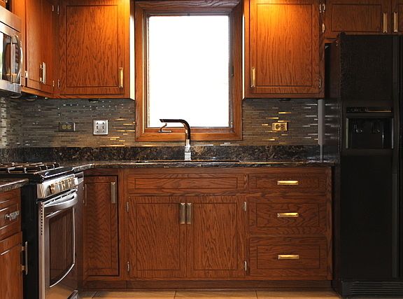 4th image of 8250 Ashley Ln