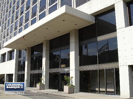 2nd image of 4343 N Clarendon Ave APT 908