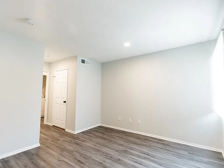 14056 Valleyheart Dr. — Photo 65