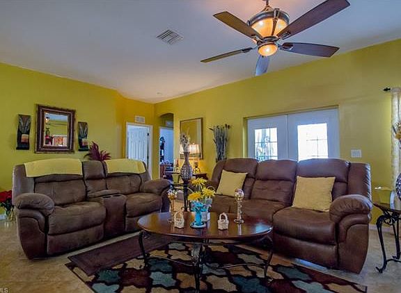 4th image of 1501 NE 18th Pl