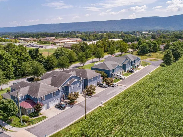 248 Parkside Ct, Woodstock, VA 22664