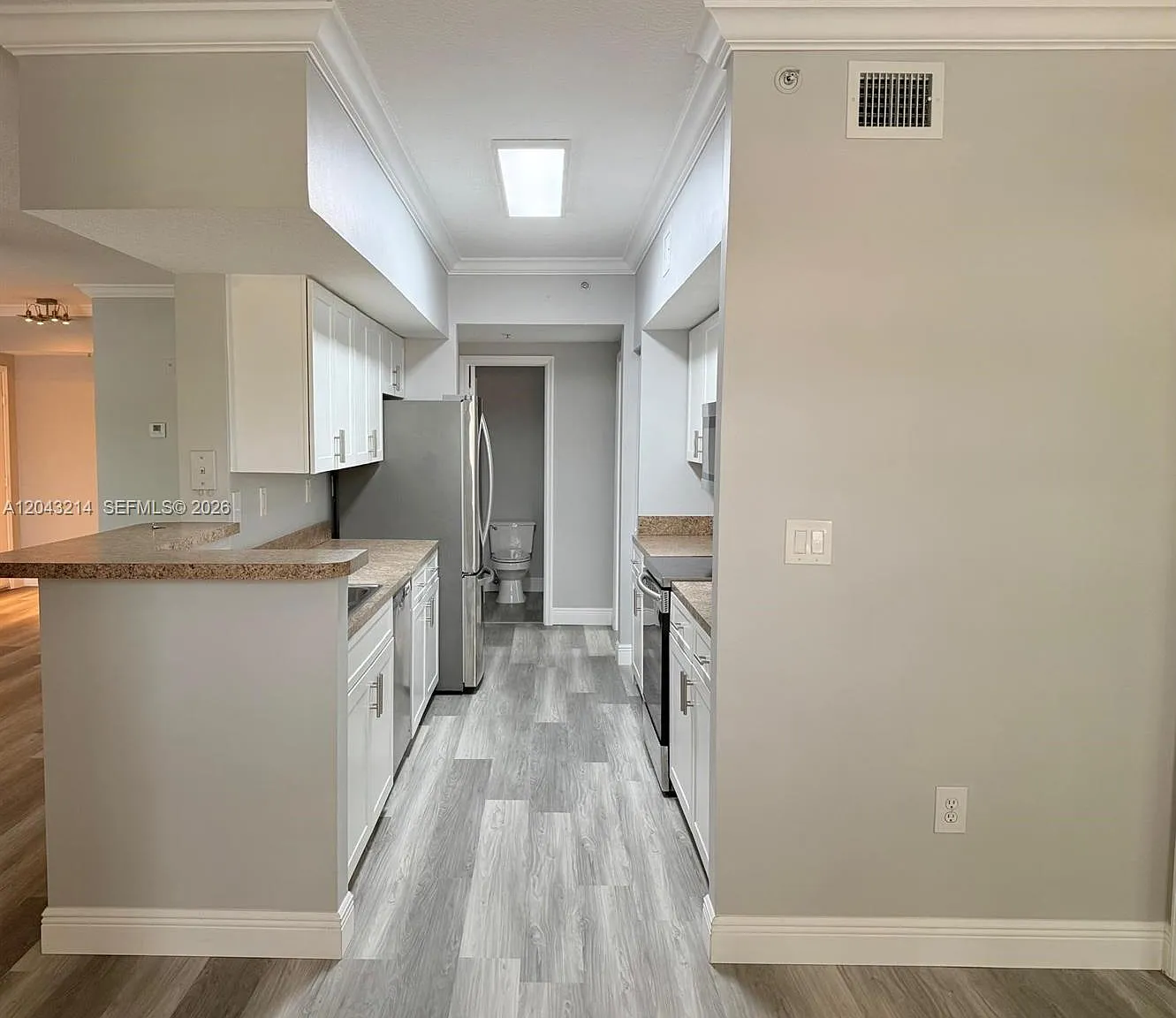 Marquesa Condo — Photo 2