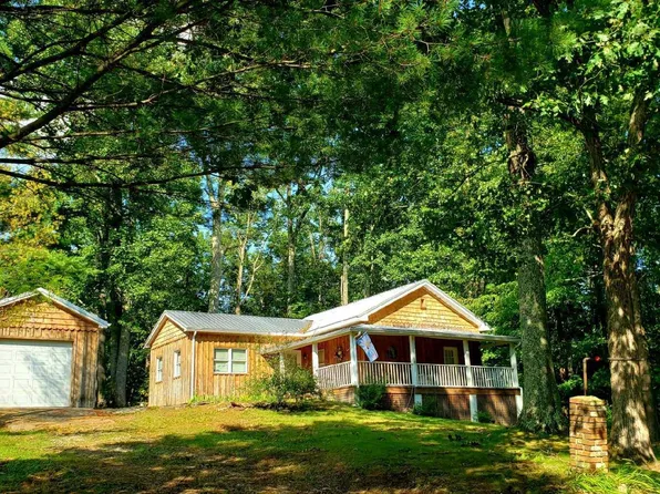 139 Rodney Ave, Mount Nebo, WV 26679