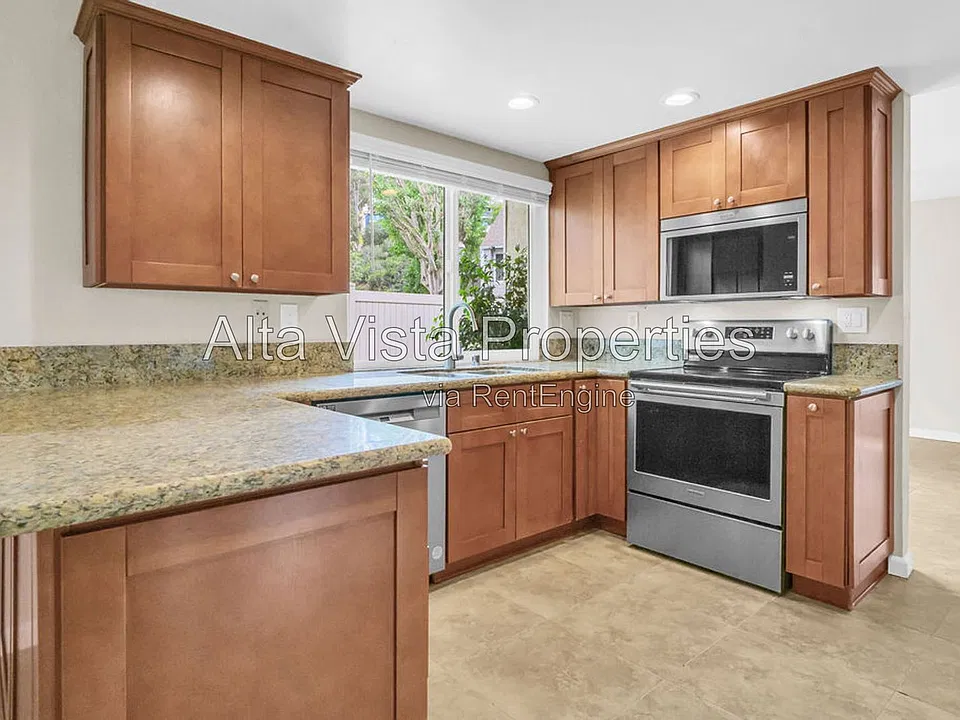 3756 Balboa Ter #A